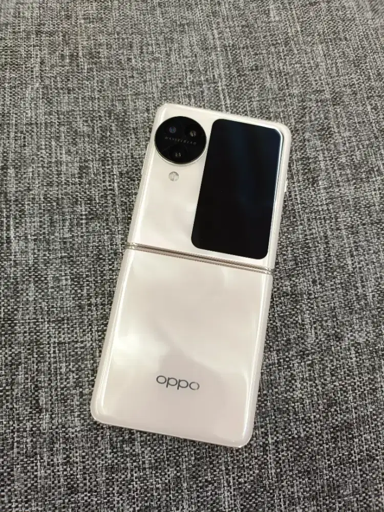 OPPO Find N3 Flip Ram12/256GB Mulus NoMinus
Original