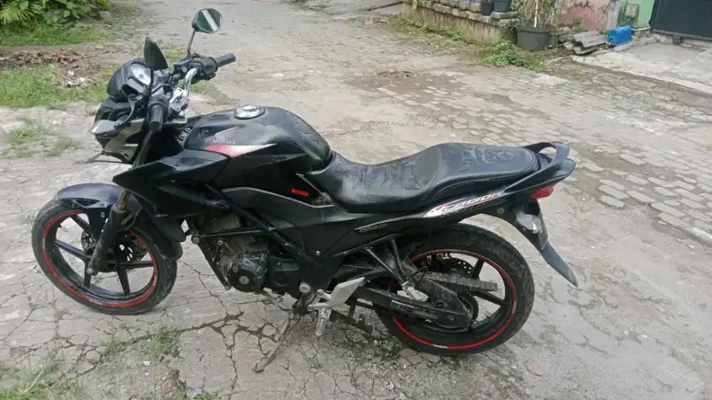 Dijual Cepat, CB150R
