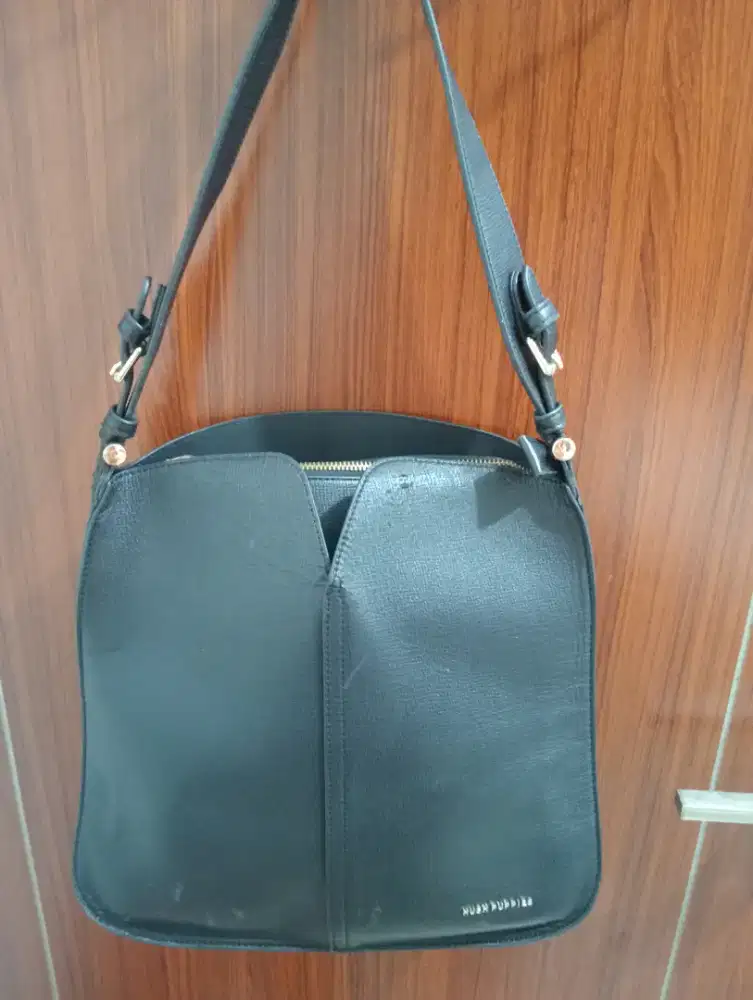 Tas Kulit Hush Puppies