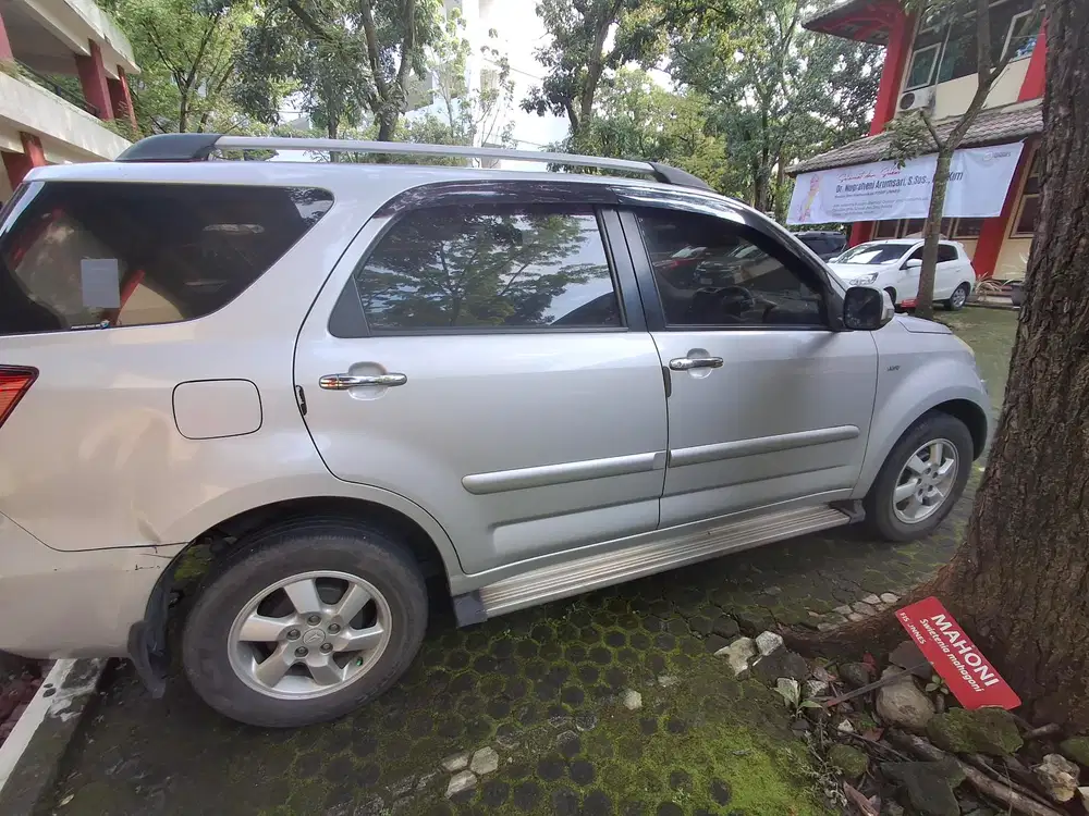 Daihatsu Terios 2010 Bensin