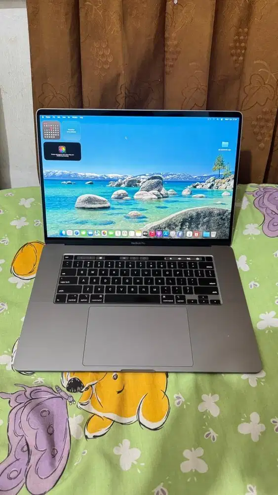 Macbook Pro 16 Inch 2019 i7 16gb/512gb