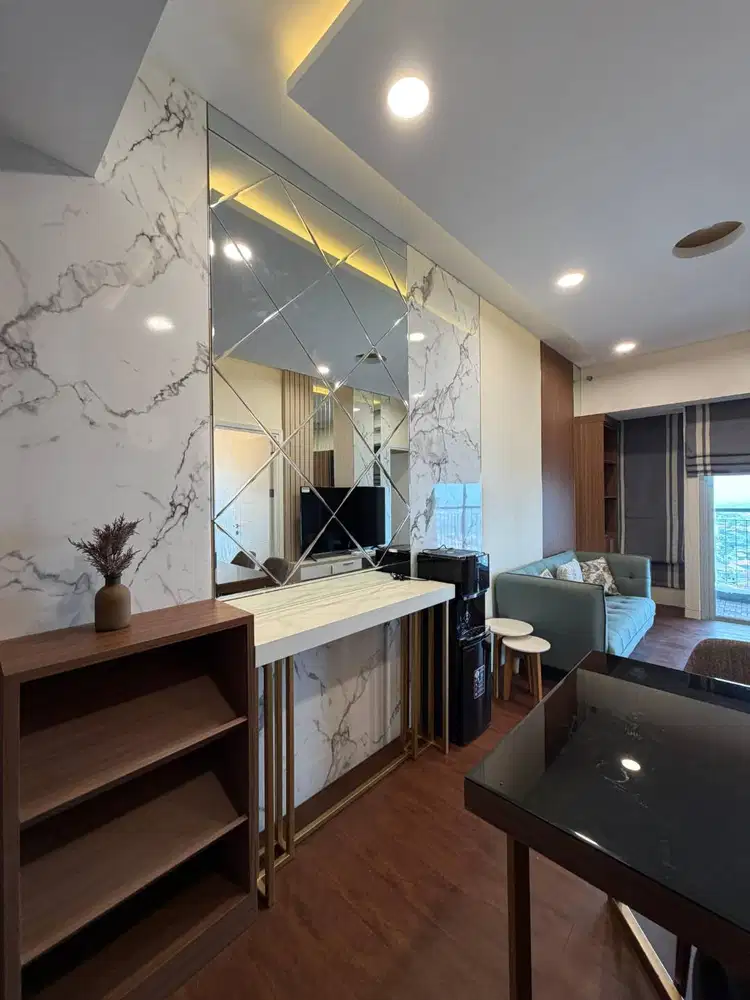 DISEWAKAN APARTEMEN BENSON 2BR 57m2 INTERIOR MODERN LENGKAP