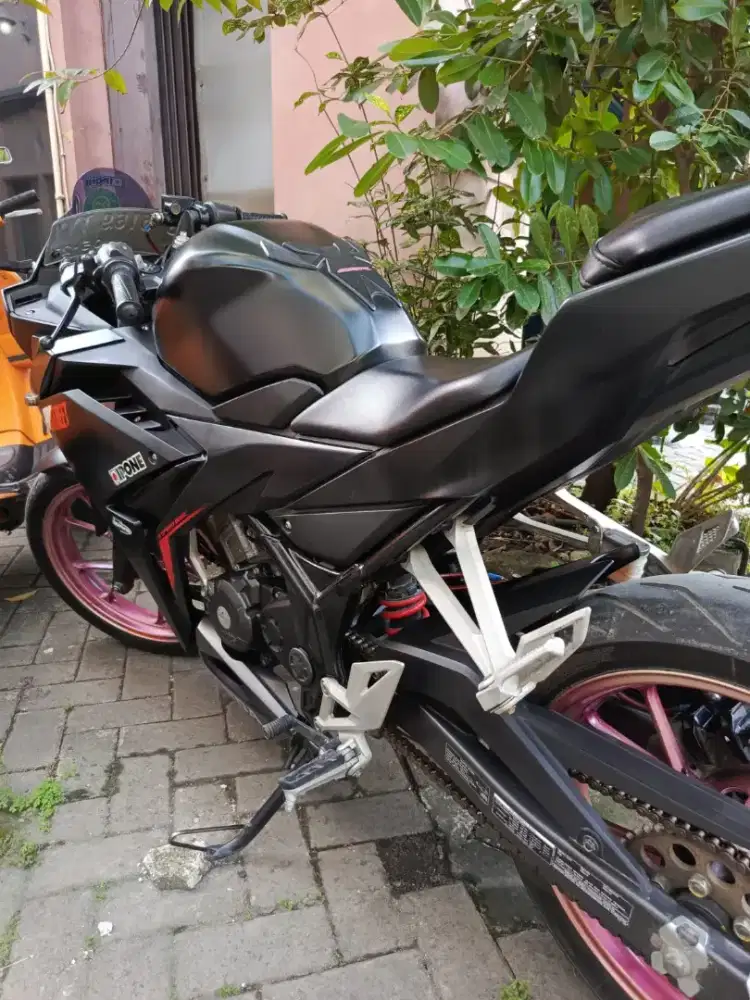 Honda CBR 150 tahun 2020