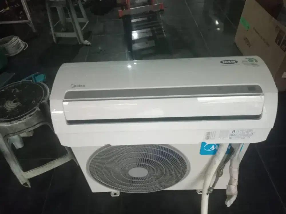 AC MIDEA 1/2 PK