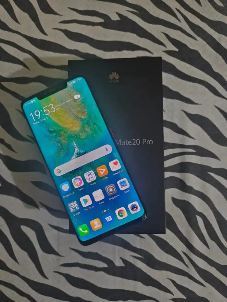 Huawei mate 20 pro 6/128 fullset mlusss nominussss resmii josss