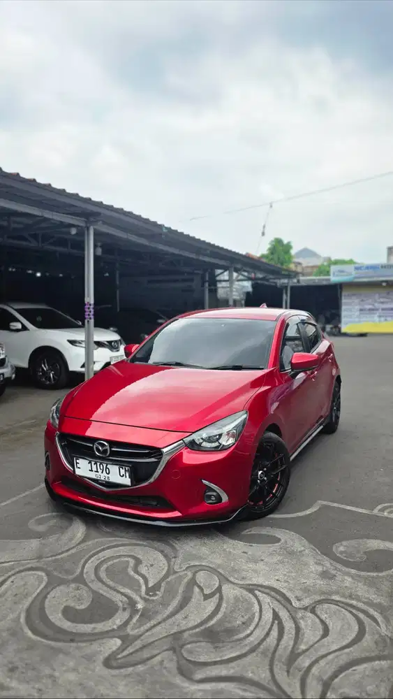 Mazda 2 R Skyactiv Matic 2017 Dp 5 Juta Terima Plat B