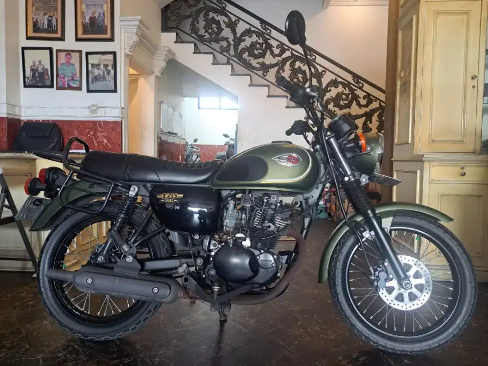 HUB IMA DP PROMO KAWASAKI W 175 CAFE 2018 . KM RENDAH FREE OLI SERVIS