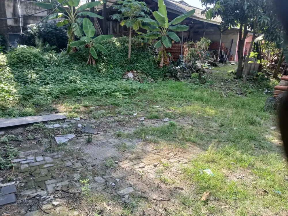 Disewakan tanah strategis pinggir jalan 400m2 Cimone Tangerang