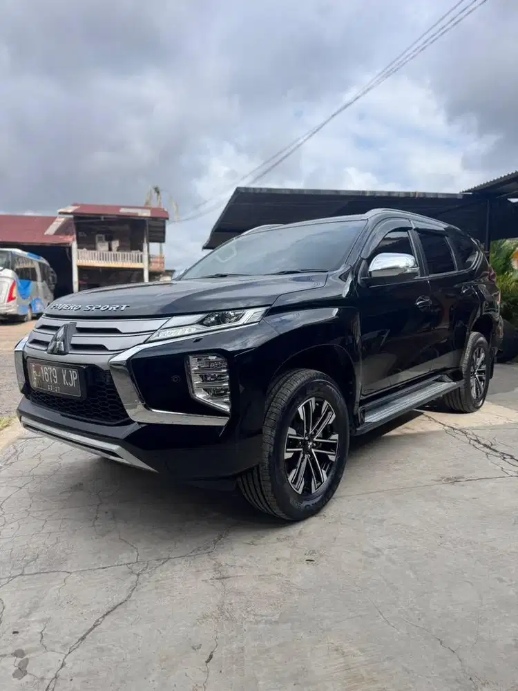 Pajero Sport Dakar Ultimate 2022 low km 18rb