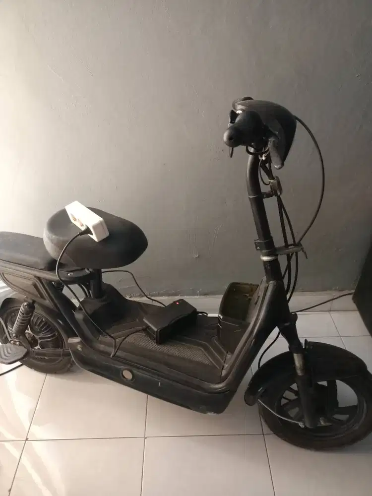 Sepeda listrik uwinfly