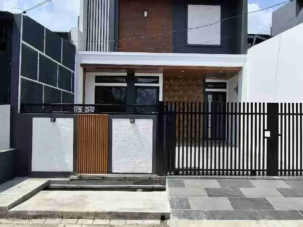 DIJUAL RUMAH 1.5 LANTAI MUSTIKA JAYA BEKASI SIAP HUNI 3 KAMAR