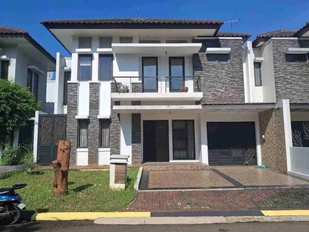 Rumah Mewah Luas di Jual di Legenda Wisata Cibubur