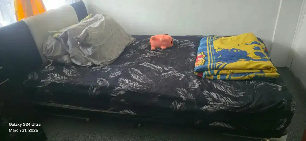 Tempat tidur dipan spring bed ukuran 120