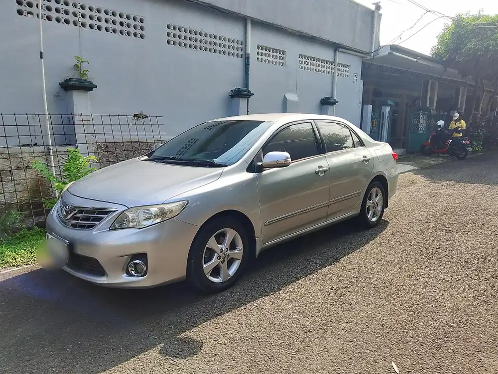 Toyota Corolla Altis 2011 Bensin