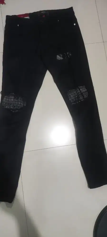 WTS! Celana DenimItUp