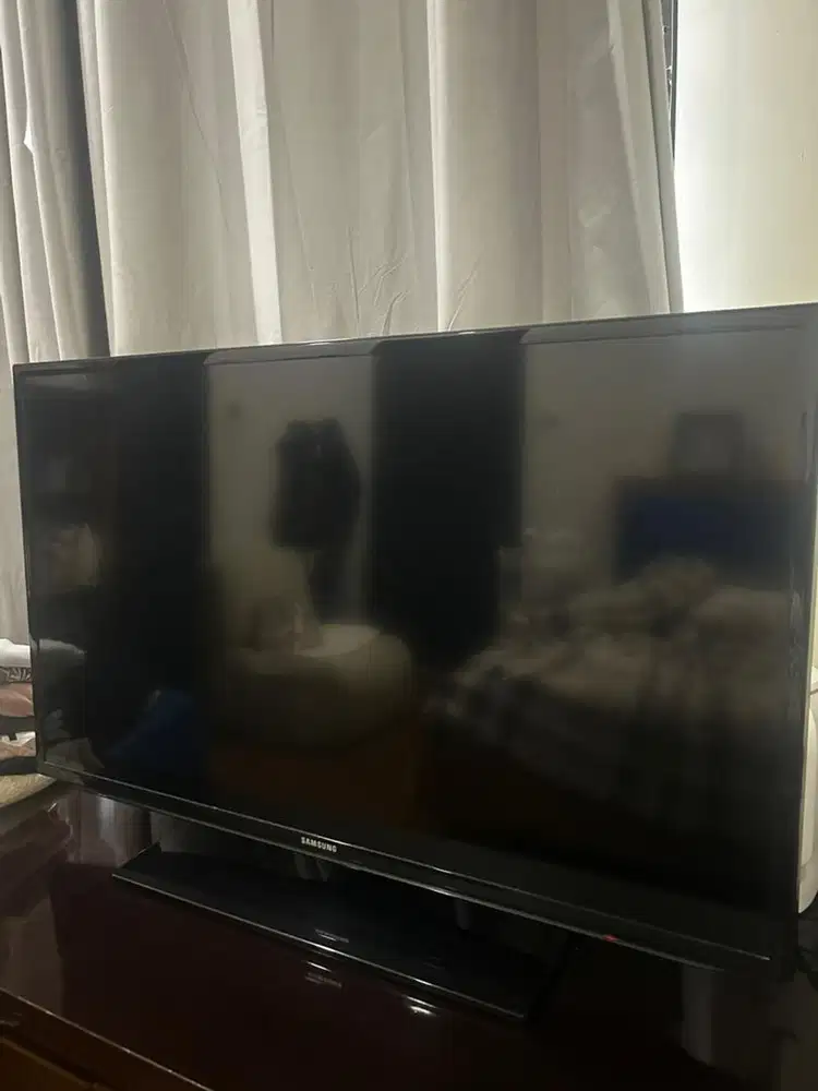 PRELOVED -> LED TV SAMSUNG 32inch