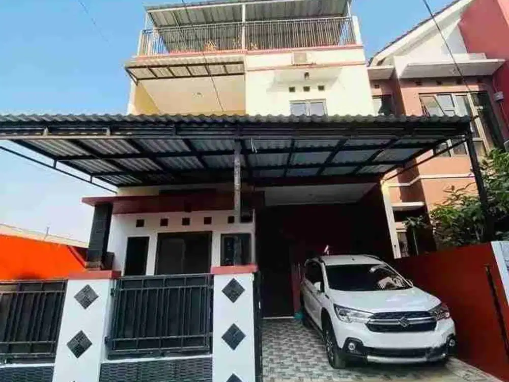 Rumah 3 Lantai di Jual Murah Di Kalisari Pasar Rebo Dekat Mall Cijantung