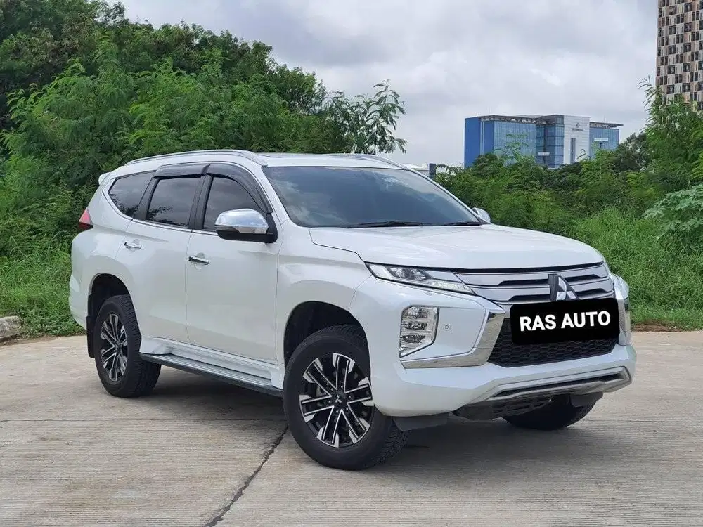 LOW KM 24 RIBU!!  Mitsubishi Pajero Dakar 4x2 AT 2023 Putih