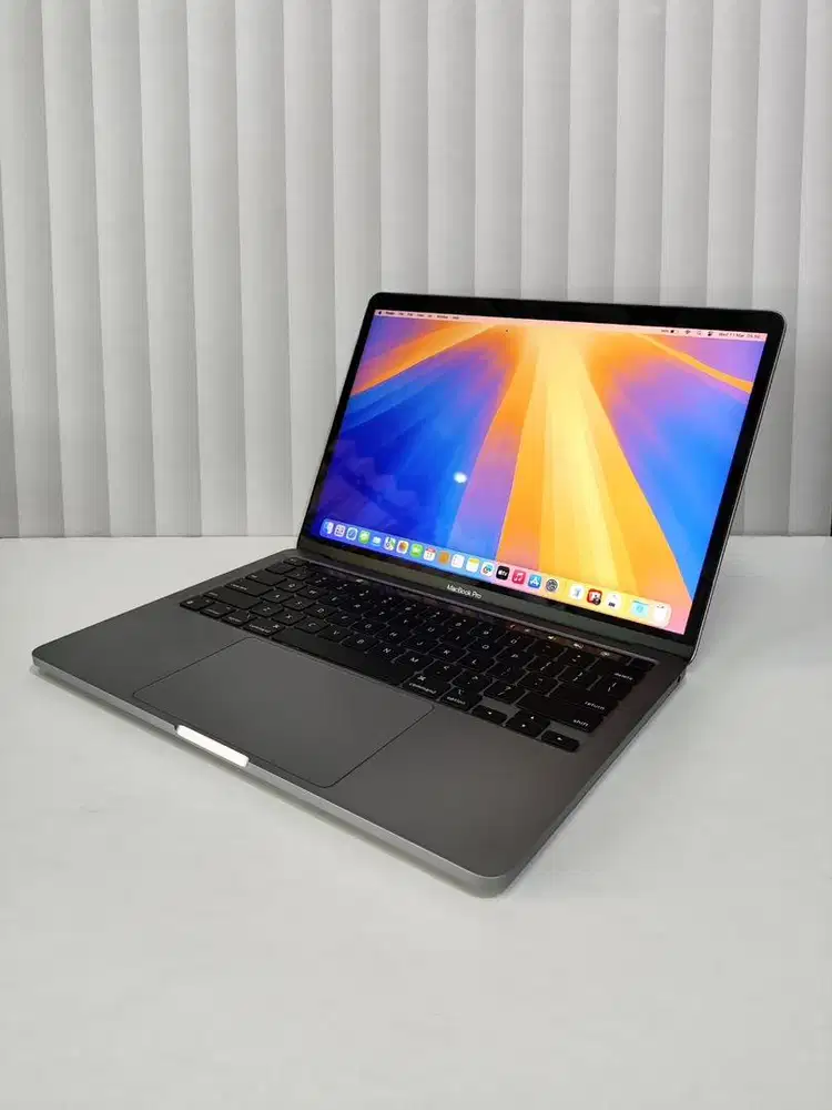 Macbook pro m1 2020 touchbar