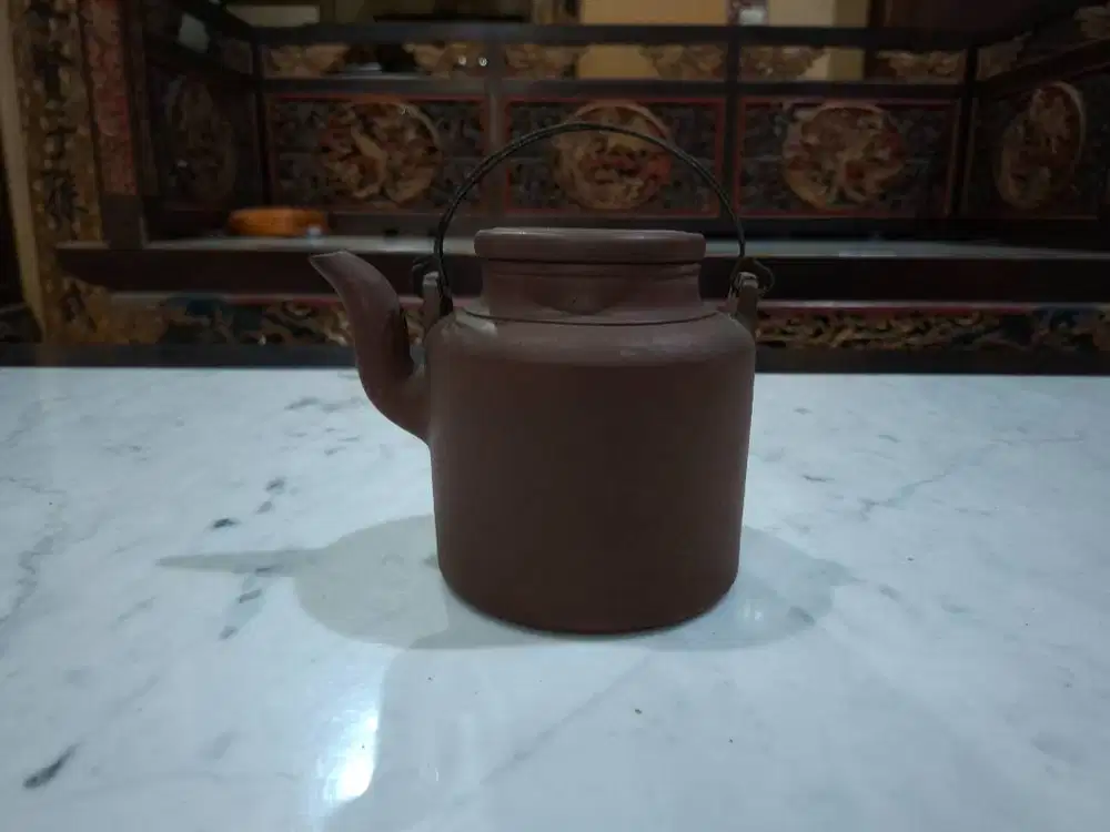 Teko Terakota warna coklat