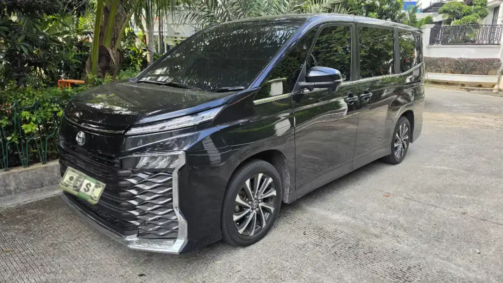TOYOTA VOXY 2023 JARANG PAKAI