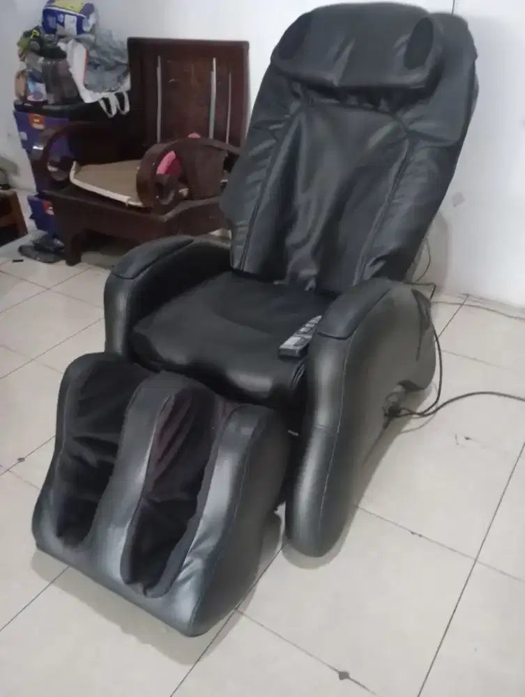 Kursi Pijat Osim Like New
