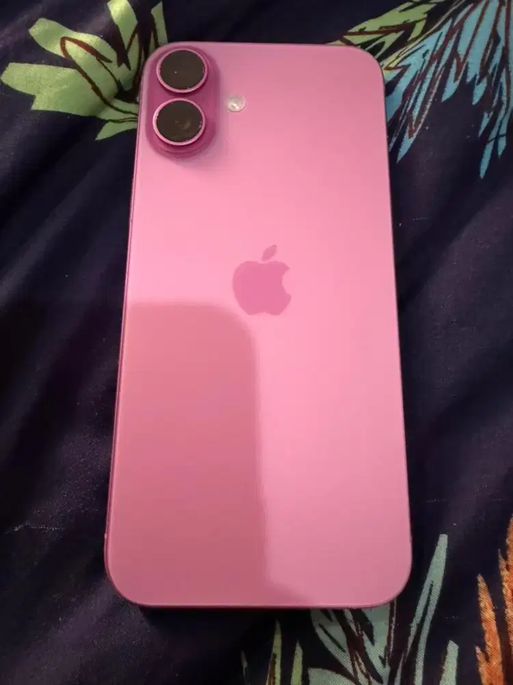 I Phone 16 plus warna pink