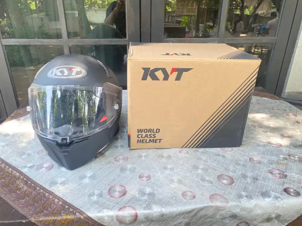 Helm KYT R2R Black Dopp