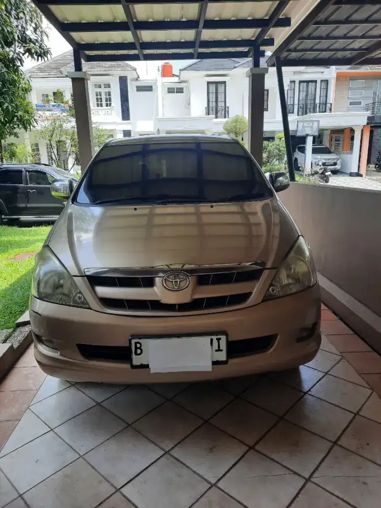 Jual mobil toyota inova tipe V