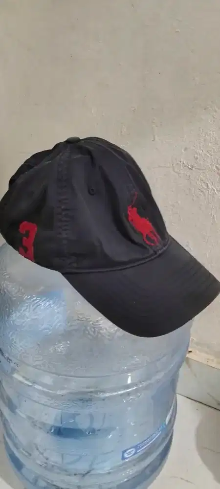 topi polo edisi masih like new