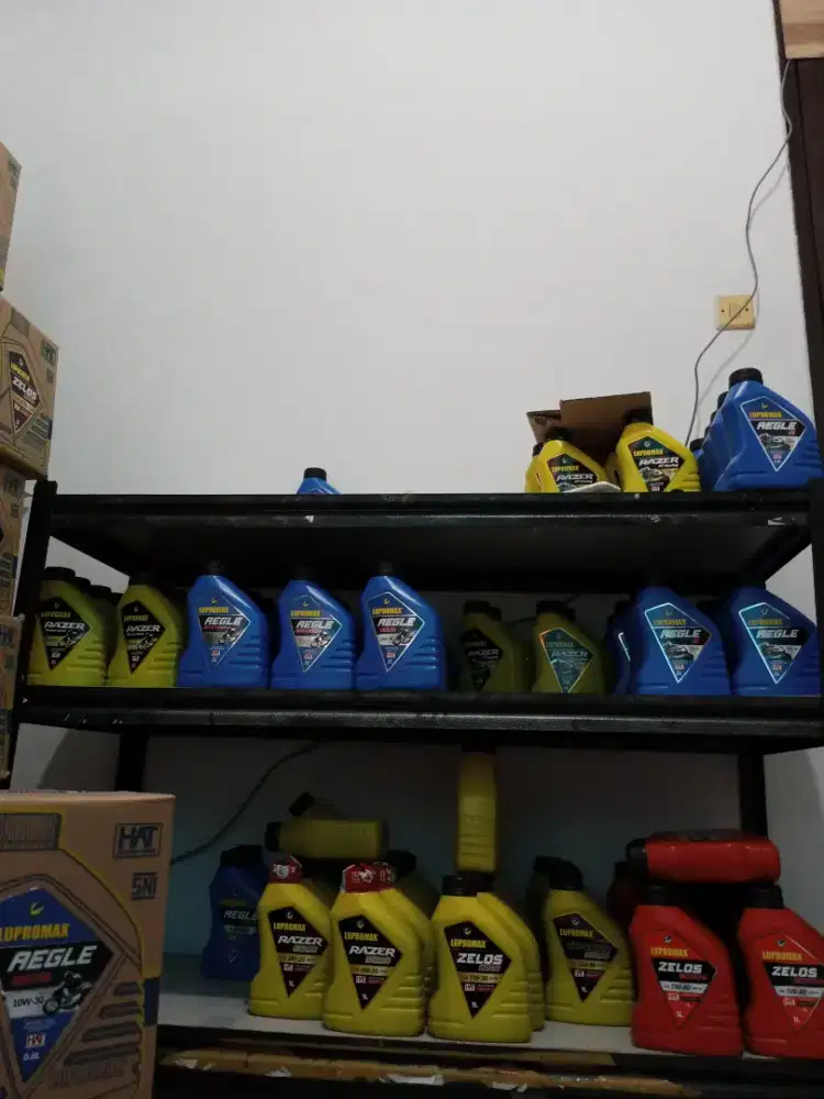 Packing barang (Lupromax Indonesia)