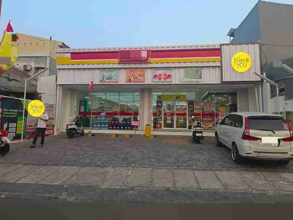 Bangunan Komersil Pinggir Jalan Bukit Duri Tebet Jakarta Selatan