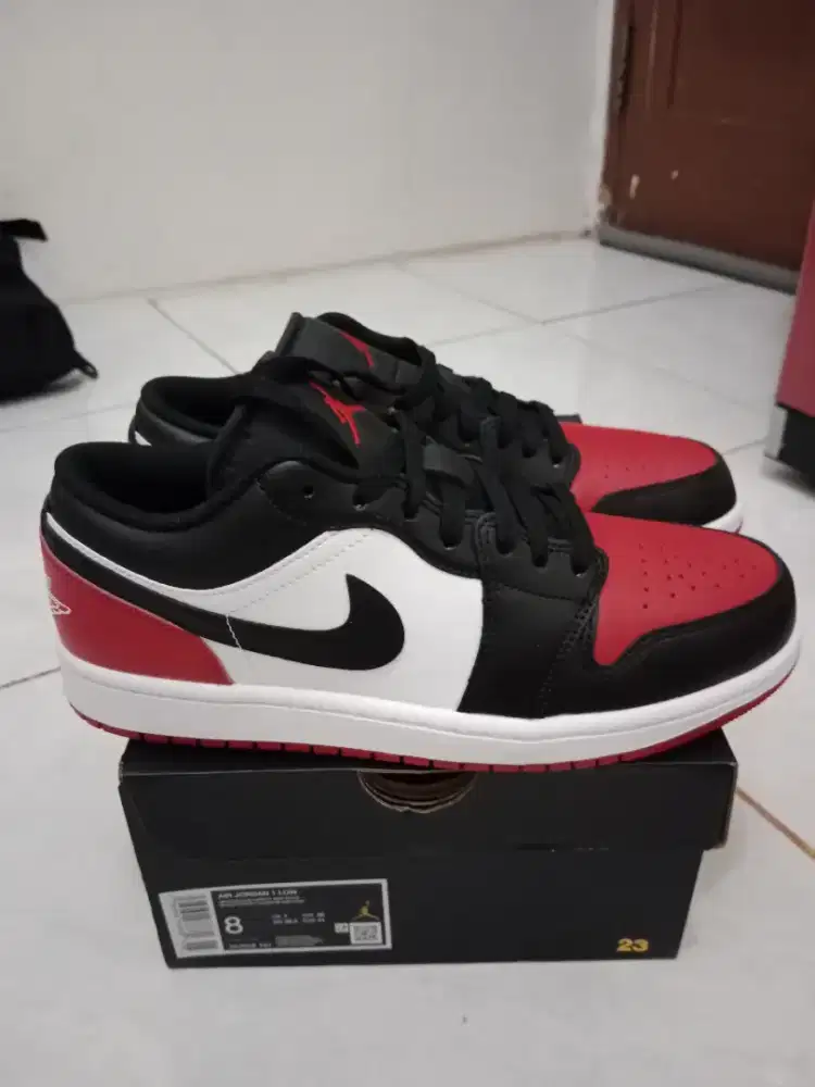 Air jordan 1 low bred toe