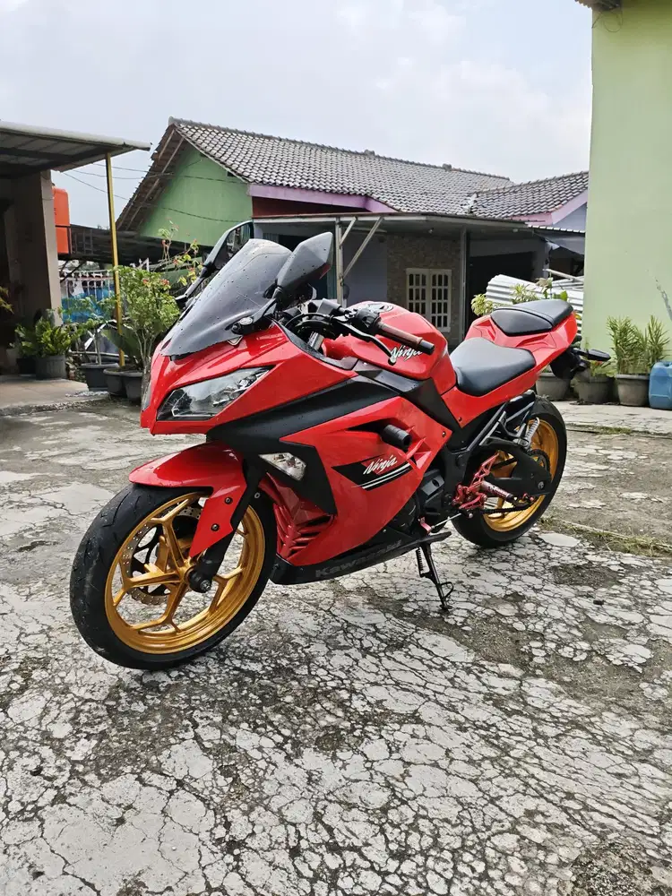DIJUAL KAWASAKI NINJA 250