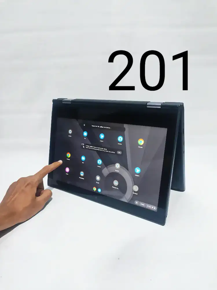 Touchsreen flip Lenovo 300e AMD A4 DDR 4GB SSD 32GB 12 5 jam