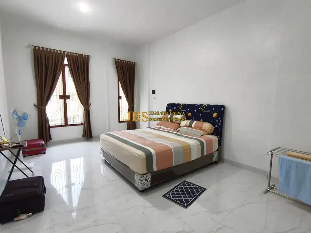 Dijual Ruko 2,5 Tingkat di Jalan Karantina (Daerah Krakatau) - Medan