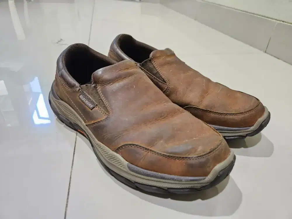 Skechers Men's Respected Slip-Ins Brown