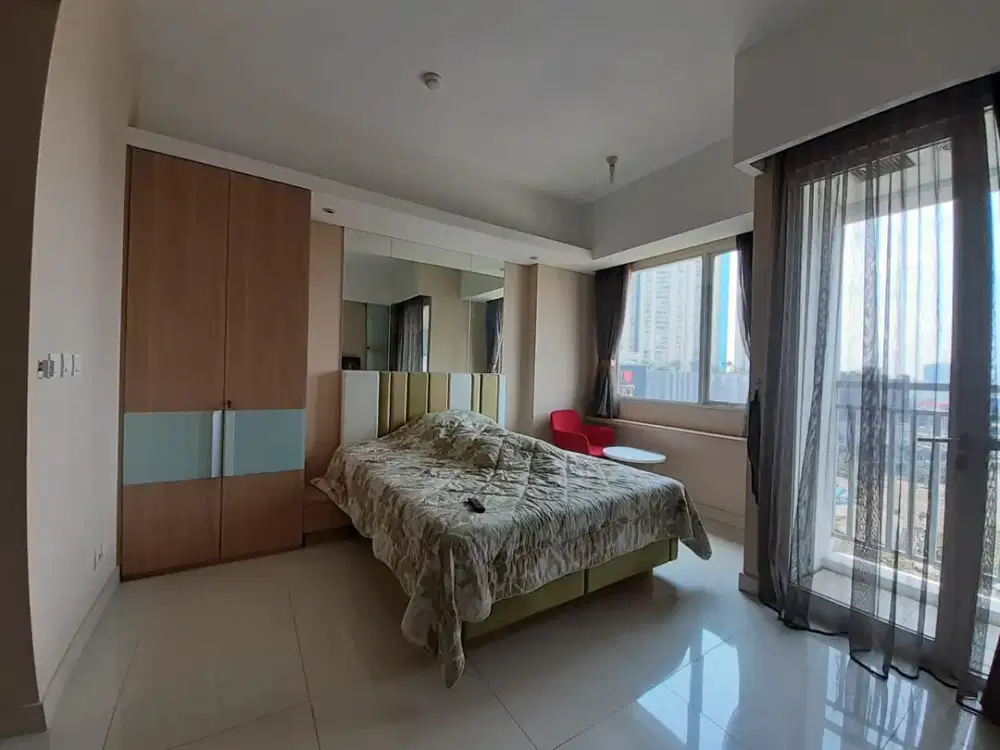DISEWAKAN APARTEMEN WESTMARK Lantai 12 (view mall taman anggrek) full furnished; studio type M