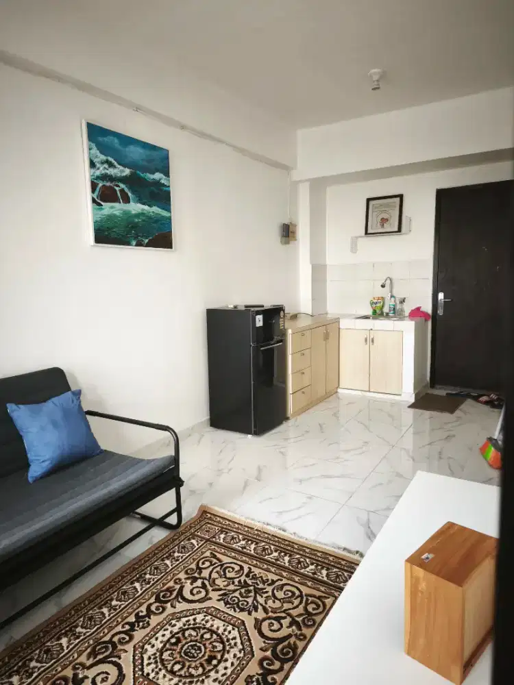 Disewakan apartemen menara latumenten lt 21 fresh unit baru direnov