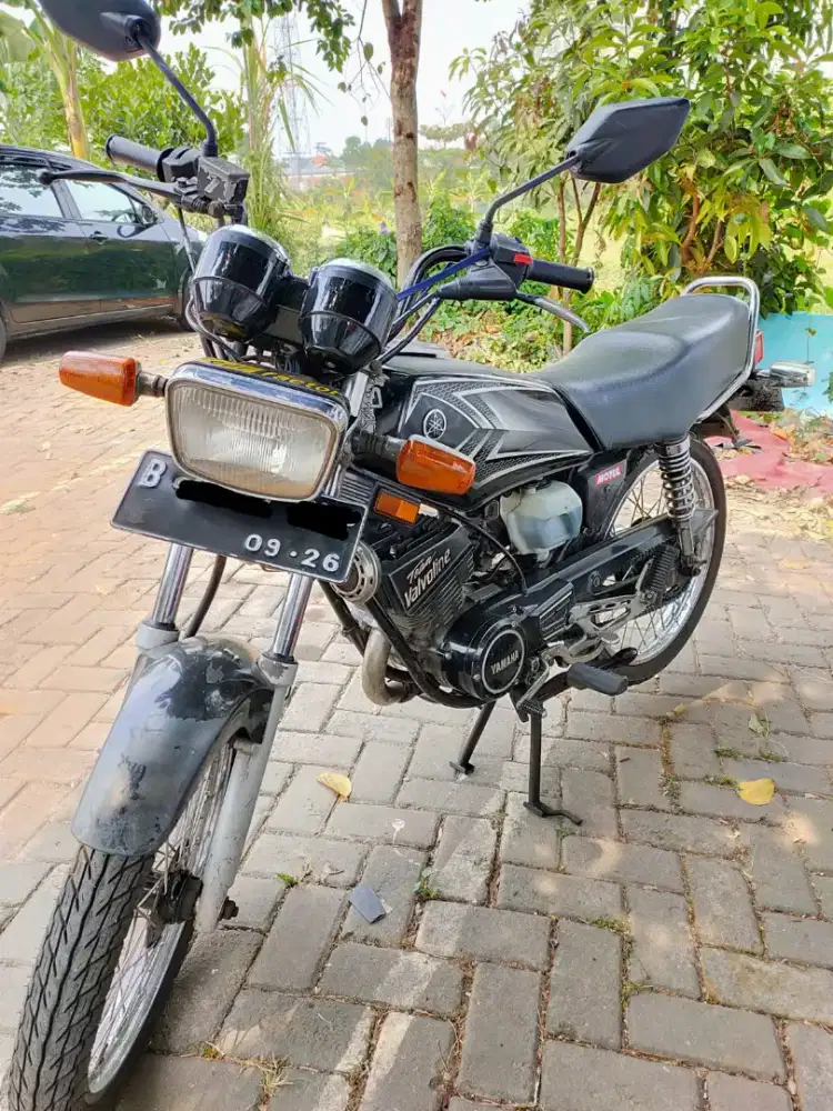 B.U - Motor Legend - Tangan Pertama Dari Baru