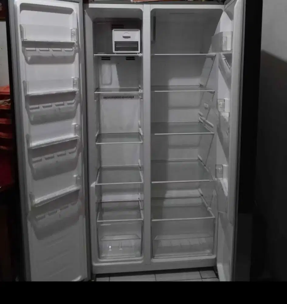 Kulkas Side By Side G2D -563 UNIX