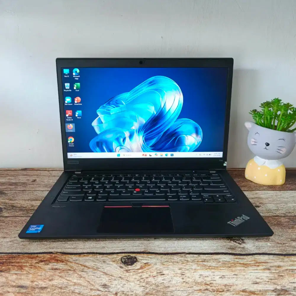 Laptop Bekas THINKPAD T14/Core i7 Gen-11/RAM 16 GB