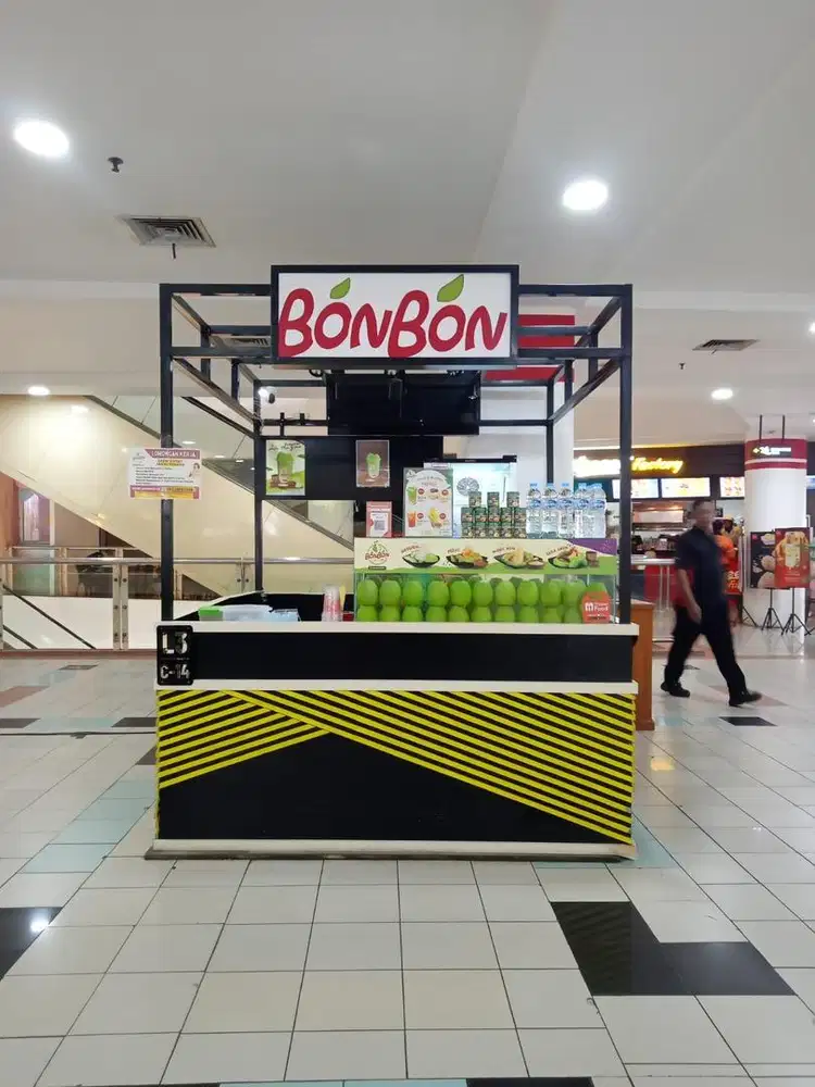 Dibutuhkan segera karyawati untuk jaga Outlet penempatan Jakarta Timur