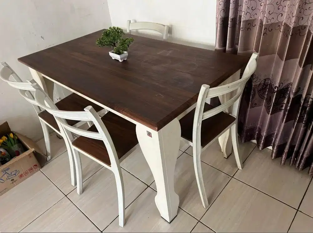 Meja makan olympic kokoh