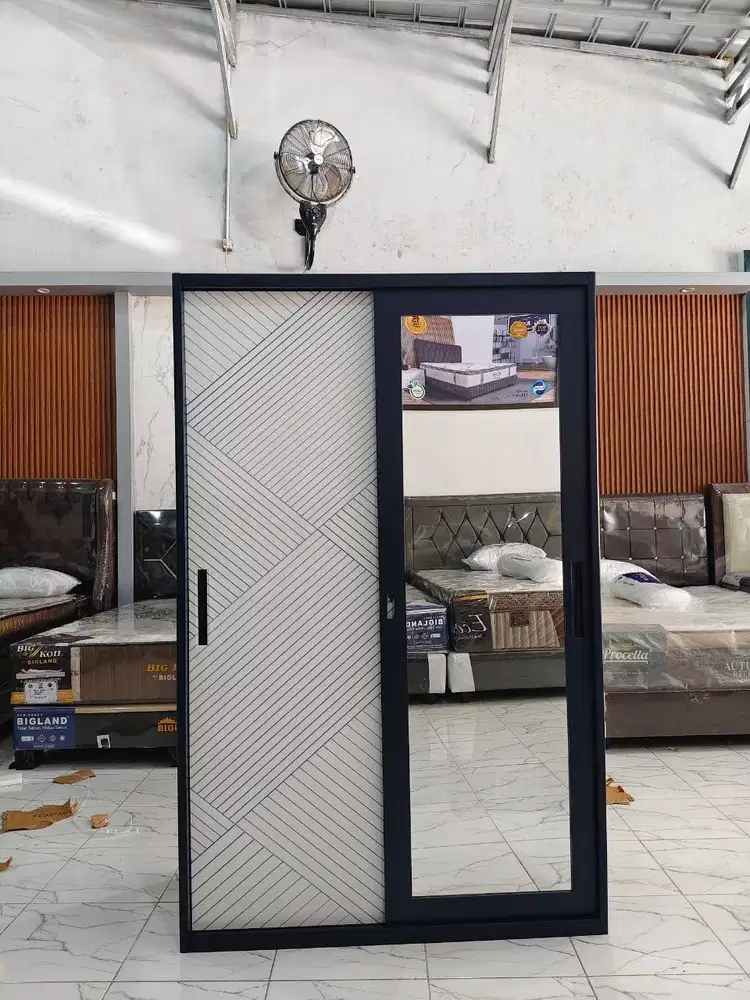 LEMARI PAKAIAN 2 PINTU PLAT BESI