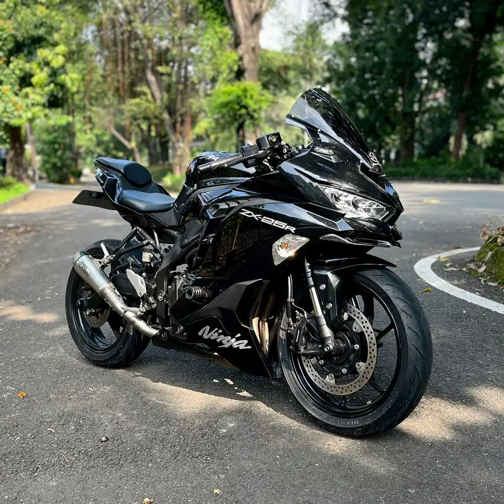 KAWASAKI ZX 25R NIK 2021 PERFECT CONDITION
