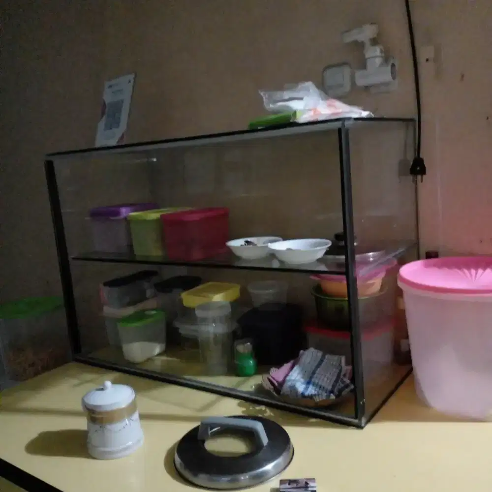 Etalase kaca makanan size 90 x40x45