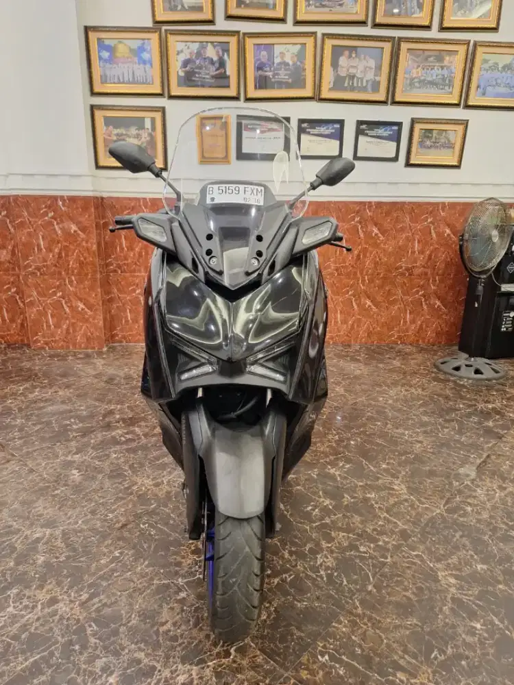 Hub ima Dp promo Xmax CONNECTED 2025 , like new . Bisa payment CC