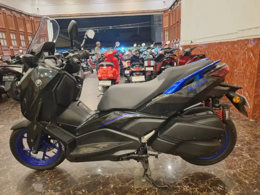 Hub ima Dp promo Xmax CONNECTED 2025 , like new . Bisa payment CC