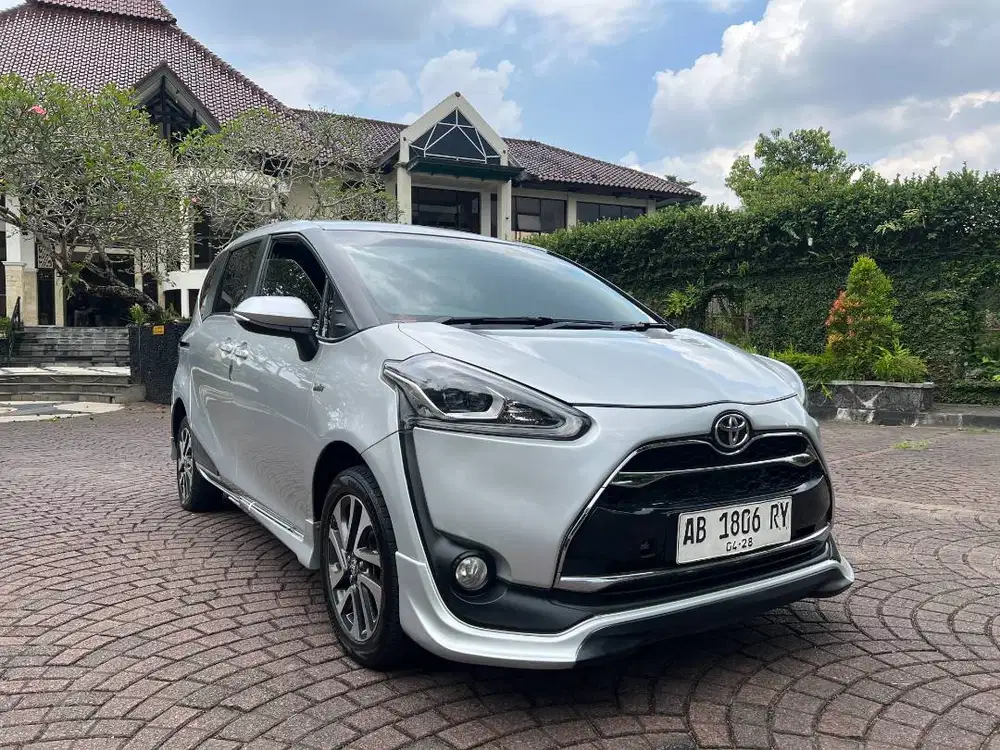 Toyota Sienta 1.5 Q Automatic 2018